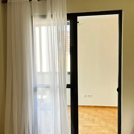 Rebeka's Apartment-myslym Shyri דירה טיראנה