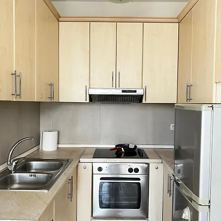 Rebeka's Apartment-myslym Shyri דירה